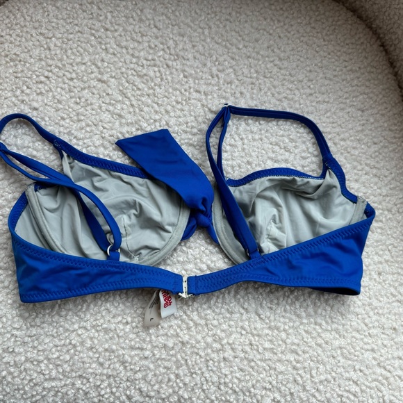 Solid & Striped Blue Bikini Top - Picture 4 of 4